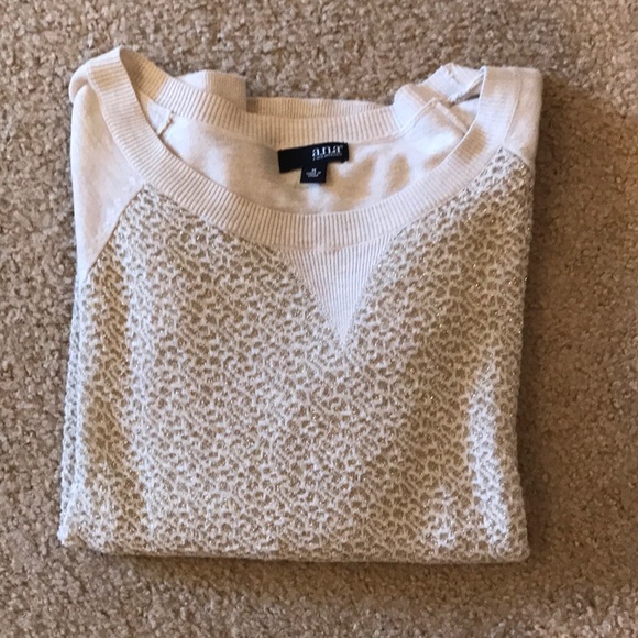 Sweaters - Cream and gold sweater